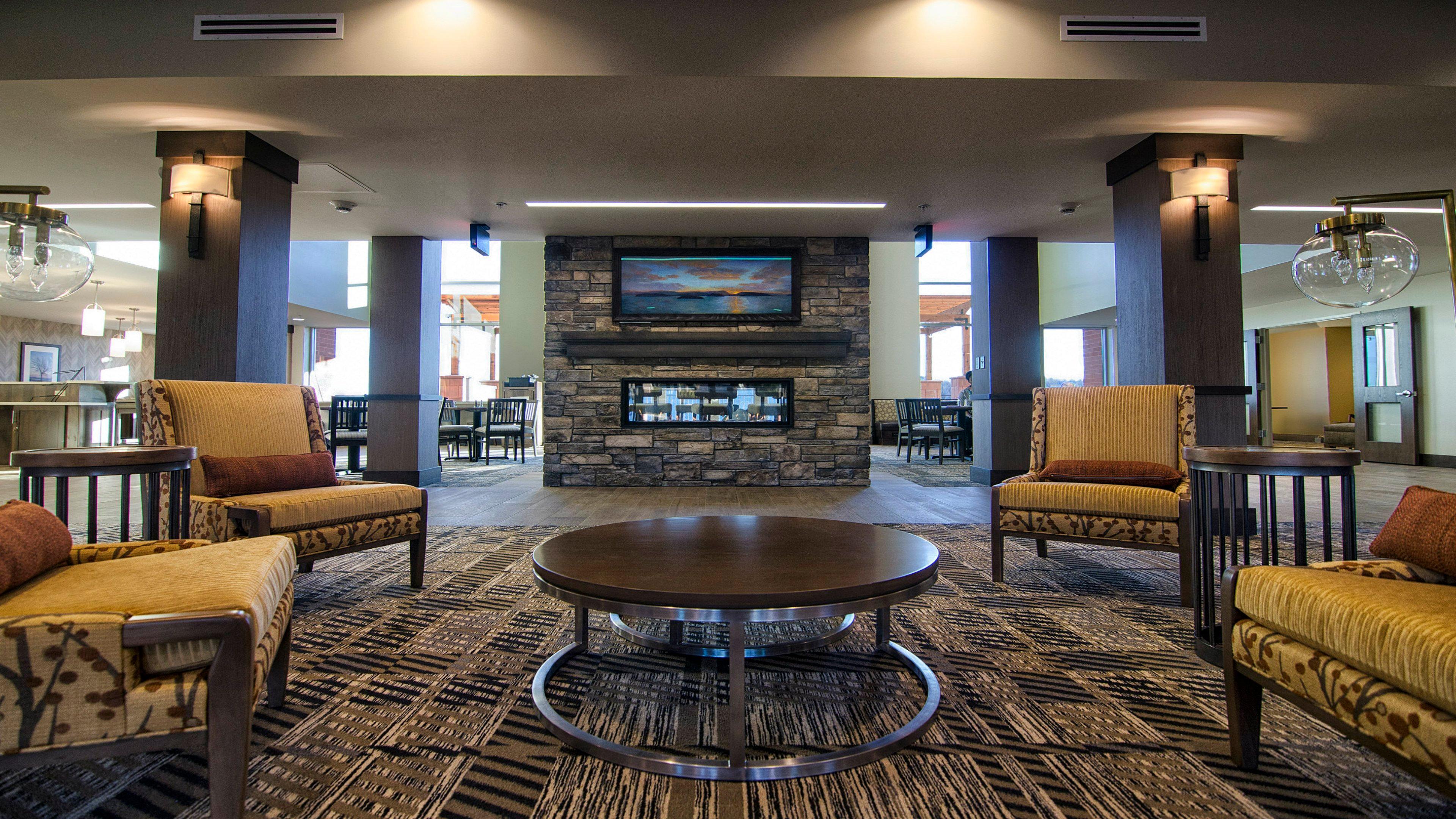 Staybridge Suites Marquette By Ihg Exterior photo